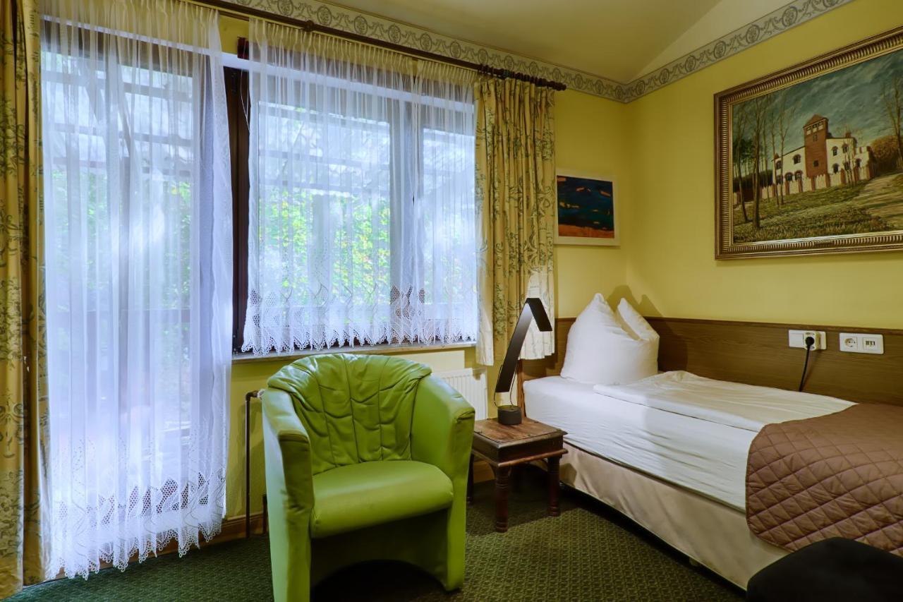 Bed and Breakfast Waldschloesschen à Mittenwalde Chambre photo