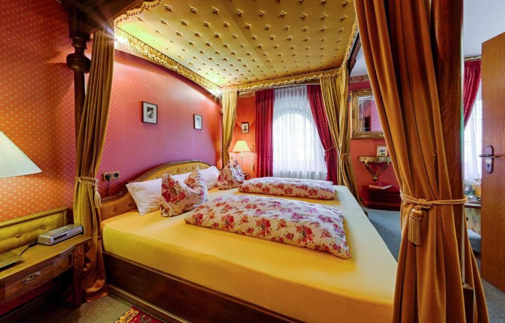 Bed and Breakfast Waldschloesschen à Mittenwalde Chambre photo